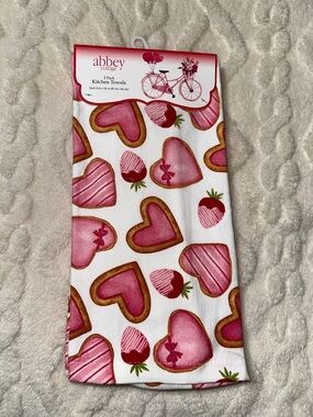 Valentine’s Day White Red Pink Tan Cookies Hearts Berries Cotton Tea Towels
